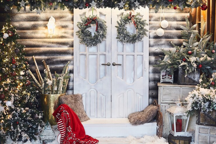 How to Decorate a Front Porch for Winter Christmas